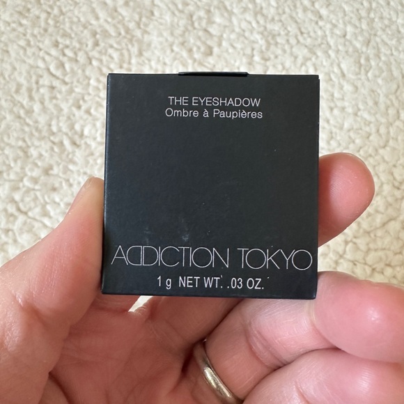 ADDICTION TOKYO The Eyeshadow Pearl Limited Edition HIDDEN SHELL 101 NIB - Picture 5 of 5